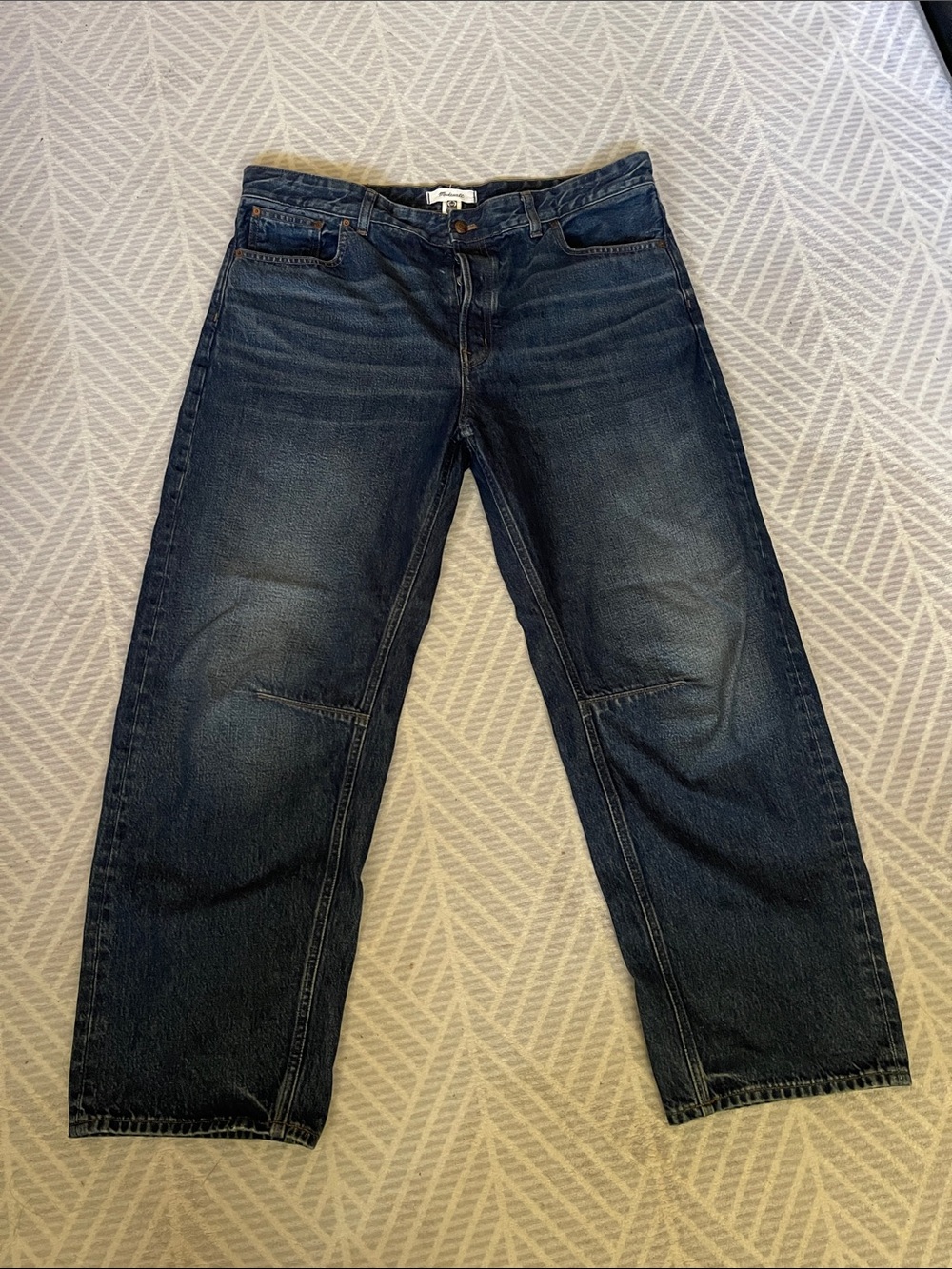 Madewell Women’s “The Darted Barrel-Leg” Jean